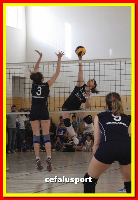 150523 volley 263_tn.jpg